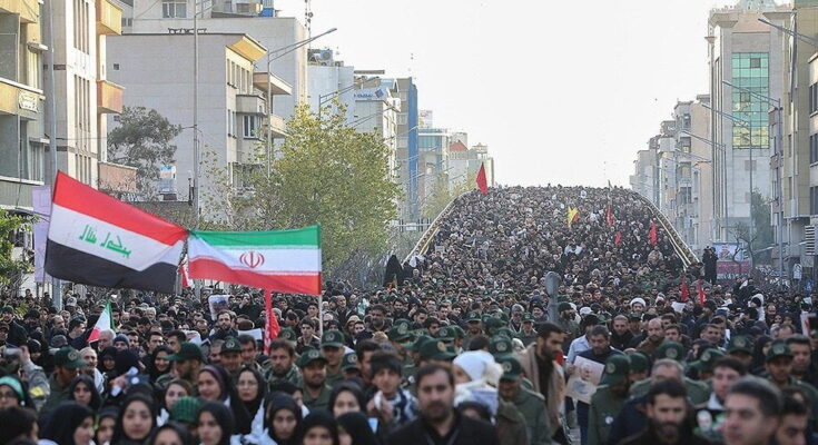 Millones de iraníes en el funeral del general Qasem Soleimani