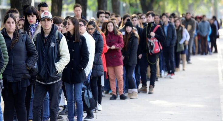 En un contexto de crecimiento del empleo privado en todo el país, Mendoza y CABA no logran superar los niveles pre-pandemia