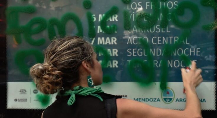 Pañuelazo y actividades en las redes por los 15 años de la Campaña por el Aborto Legal
