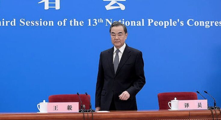 China acusó a EEUU de llevar las relaciones al «borde de una guerra fría»