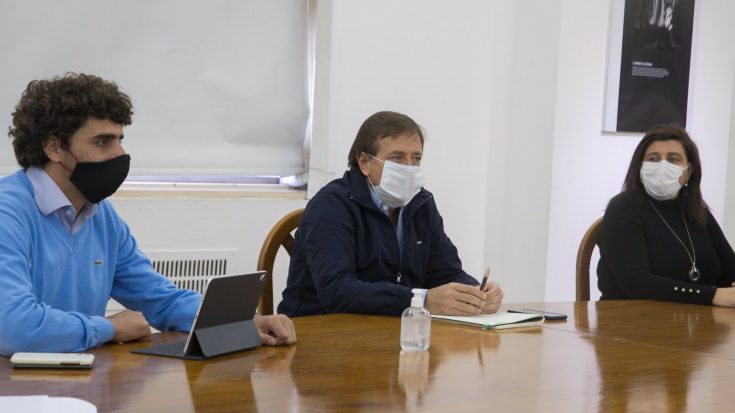 Con el 70% de caída en las ventas, Suarez analiza flexibilizar actividades comerciales