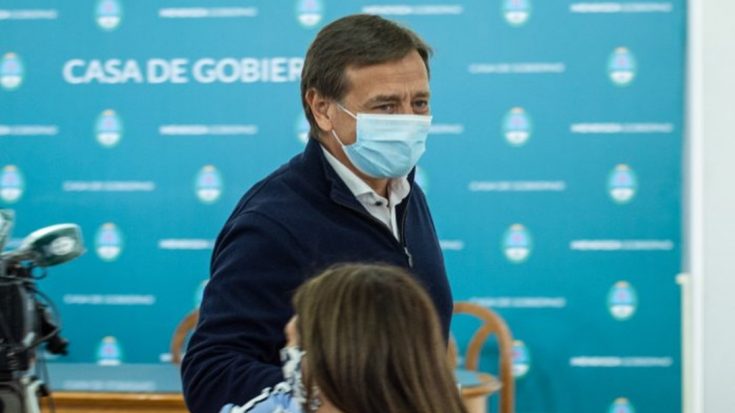El gobernador descartó la idea de traer pacientes con COVID-19 desde Chile: «Sería un riesgo»