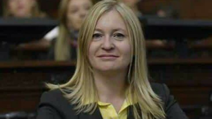 Mendoza: una diputada del oficialismo alentó a participar de la protesta contra la cuarentena