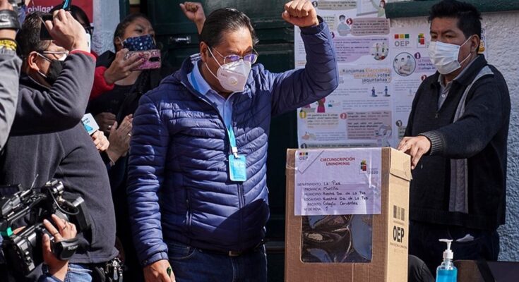 El presidente electo se sumó al pedido de renuncia de Almagro en la OEA