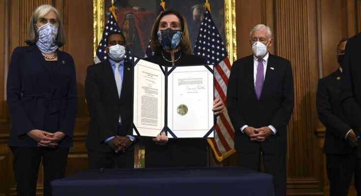 La Cámara de Representantes votó a favor de someter a un segundo juicio político a Trump