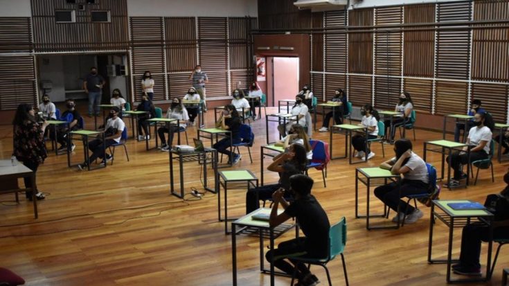 El 10% de los estudiantes de los colegios de la UNCuyo dio positivo de COVID-19 o es contacto estrecho