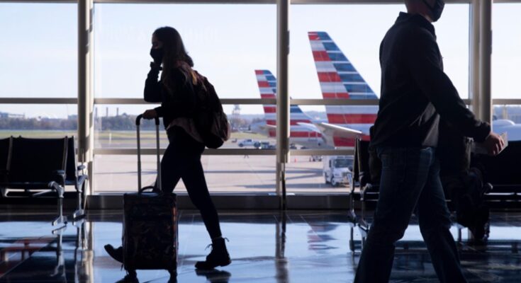 Tras un año y medio de restricciones, EE. UU. abre las fronteras a turistas vacunados contra la COVID-19