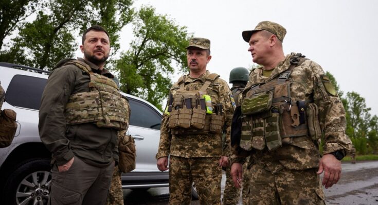 Zelenski visitó el este de Ucrania y destituyó al jefe de seguridad