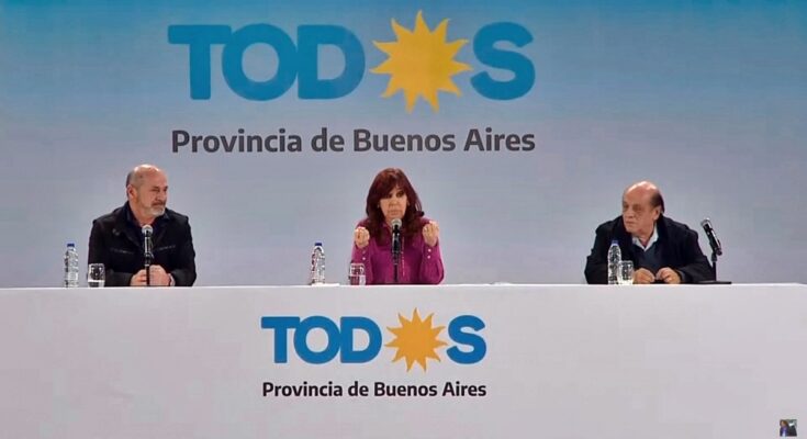 Cristina: “Perón cazó la lapicera y no la largó más. La usaba en función del pueblo”