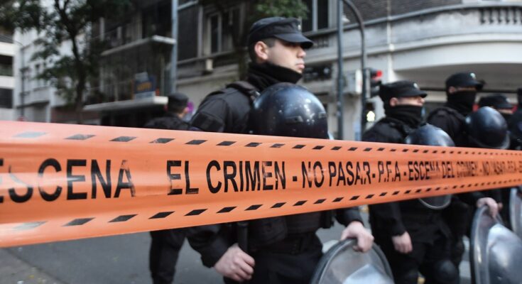 Hallaron 100 balas en el domicilio donde vive el detenido por el ataque a Cristina