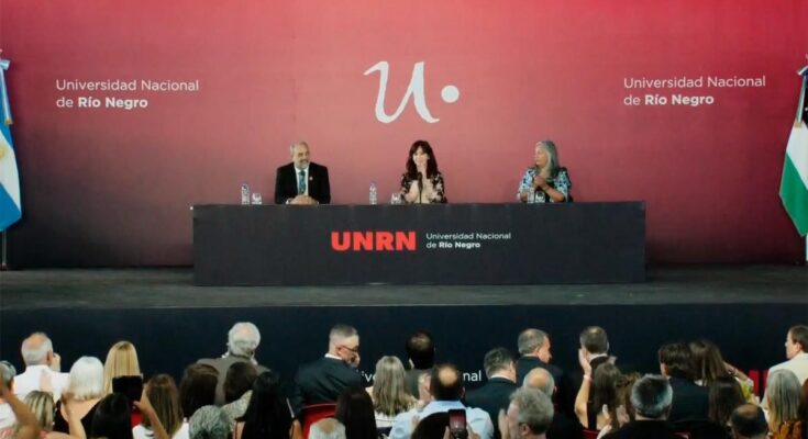 EN VIVO: Cristina recibe el Honoris Causa en la Universidad Nacional de Río Negro