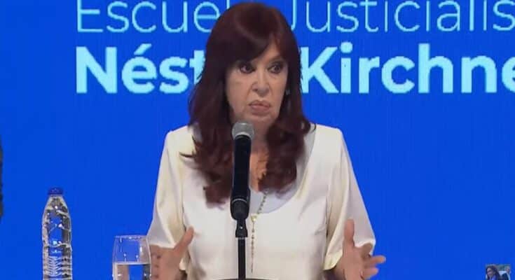 Cristina apuntó contra las recetas «enlatadas» del Fondo y aseguró que la dolarización «es peor que la convertibilidad»