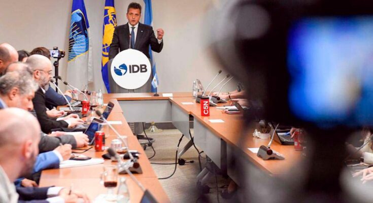 Massa consiguió financiamiento del Banco Mundial y el BID por más de US$ 1.300 millones