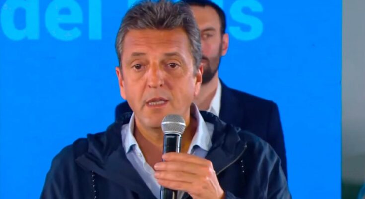 Massa anunció un refuerzo alimentario de $45.000 para jubilados y pidió «memoria» para tener futuro