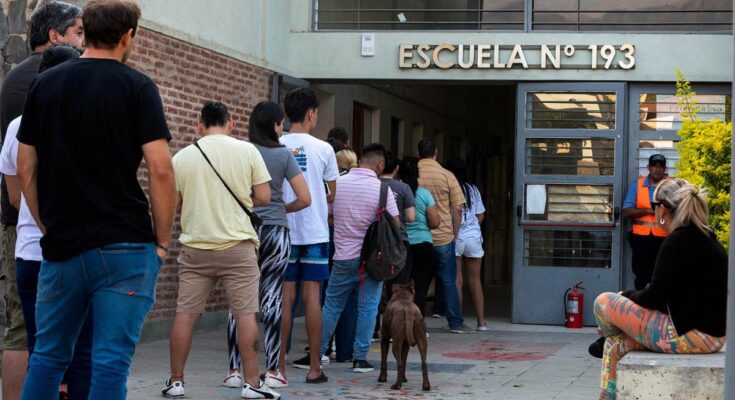 A tres horas del cierre, había votado el 54% del padrón en Mendoza