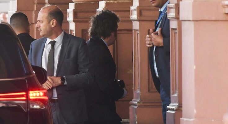 El Gobierno decreta una amplia «emergencia pública» por dos años