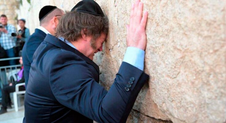 Milei desde el Muro de los Lamentos: «Estamos saliendo»