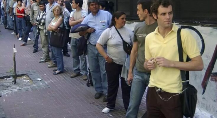 En el primer semestre se duplicó la cantidad de personas que perciben el seguro de desempleo de ANSES