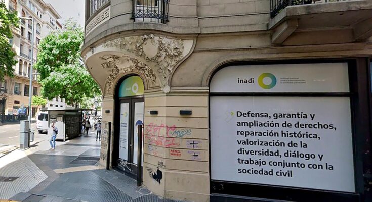 Milei cerró definitivamente el INADI y transfirió sus recursos al ministerio de Cúneo Libarona