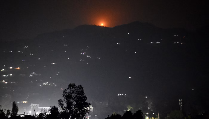 India bombardeó Pakistán y dejó al menos tres civiles muertos