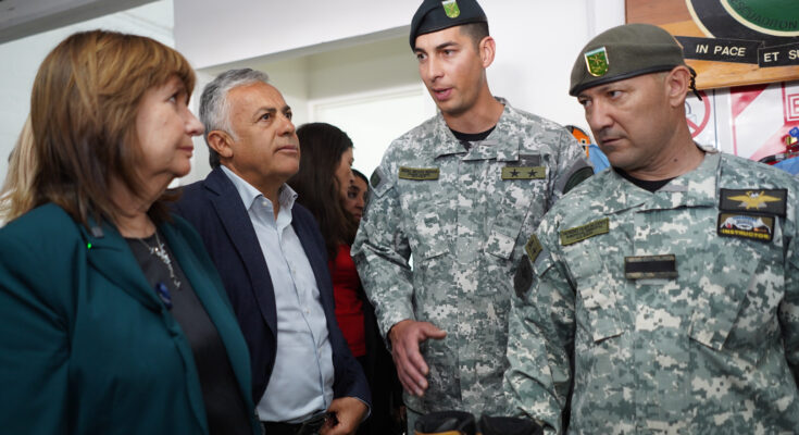 Mientras Milei huía de protestas en Ushuaia: Bullrich, Petri y Cornejo hicieron campaña con el eslogan «que el esfuerzo valga la pena»