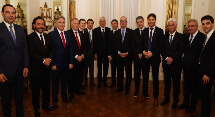 La provincialización redefine la política apadrinada por los dueños de los recursos territoriales