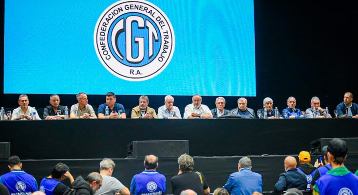 La CGT volvió a parcelar el poder de su conducción: va debilitada a la pelea contra la precarización de Milei