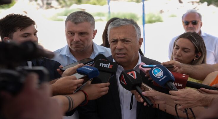 Cornejo calculó los plazos de las explosiones, perforaciones y tendido eléctrico que transformarán el paisaje de Uspallata