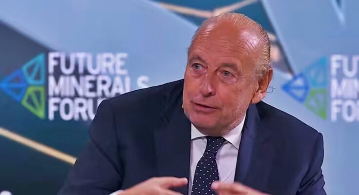 Manzano vio el apagón de Edenor desde el Reino de Arabia, entre príncipes y titanes de la minería global