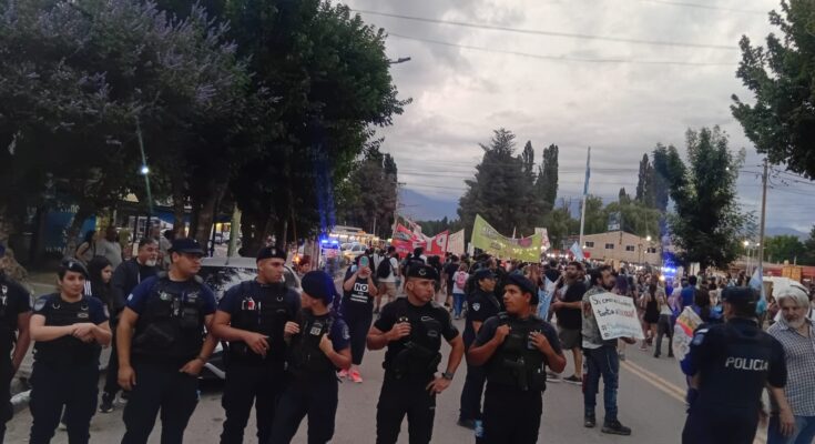 Multitudinario caravanazo y marcha en Uspallata contra San Jorge y la megaminería