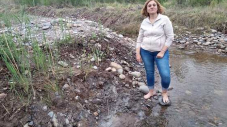 La inspectora echada de Irrigación tras denunciar contaminación reveló que balearon la puerta de su casa