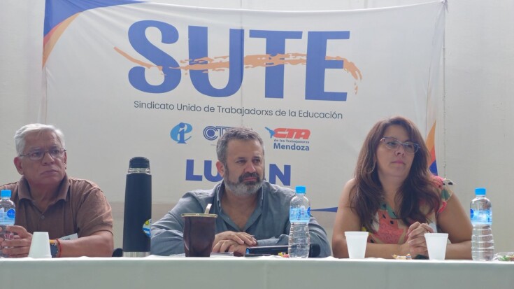 El SUTE aceptó la oferta salarial de Cornejo y dijo que protestará el sábado en el Carrusel