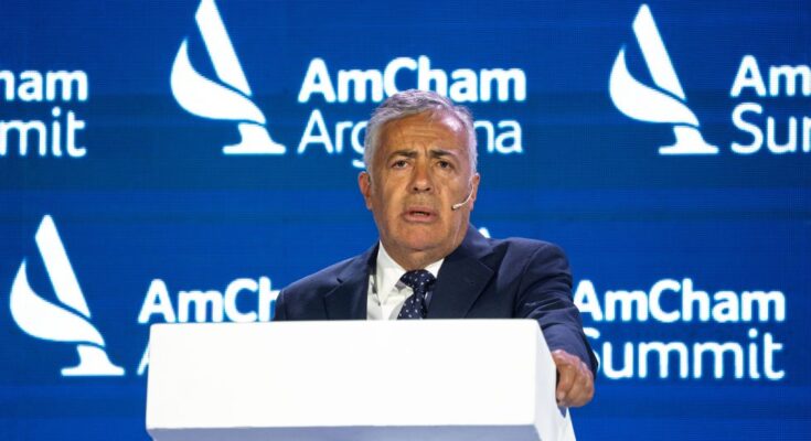 Ante empresarios de EE.UU., Cornejo ensalzó el ajuste que hizo en Mendoza y el que lleva adelante Milei