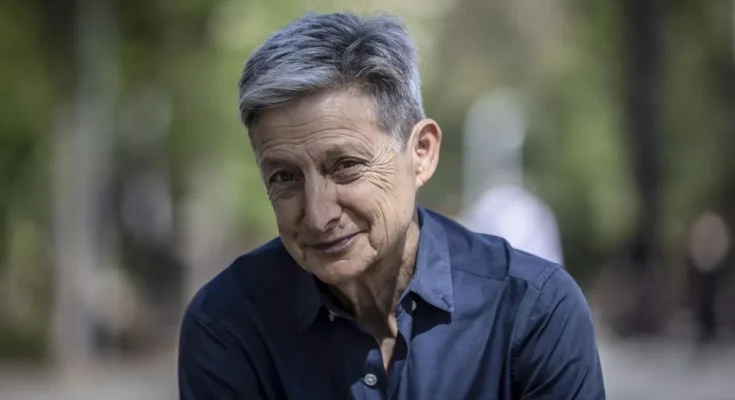 Judith Butler: “Es esencial que la izquierda deje de juzgar a la clase obrera que vota a la derecha”