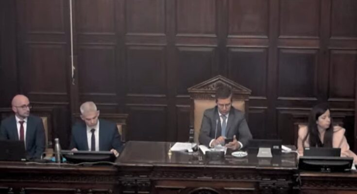 El cornejismo se subordina a la consigna de Milei «No odiamos lo suficiente a los periodistas»: cajoneó tres reconocimientos