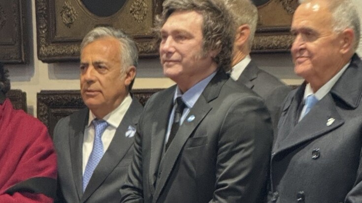 Junto a Cornejo y otros gobernadores Milei ensalzó su plan: "Hicimos el ajuste más grande de la humanidad"