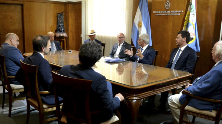 La Corte de Mendoza avaló la tercerización: rechazó la histórica postura sindical que indica que es fraude laboral