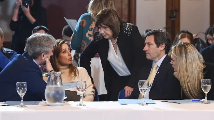 Bullrich no reunió los votos y cayó el capítulo de la venta de tierras a capitales extranjeros