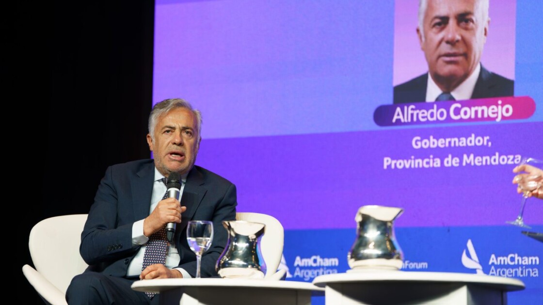 Cornejo reconoce el “malhumor” social, pero insiste en profundizar el ajuste de Milei